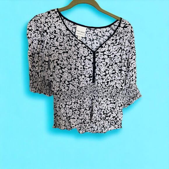 Tracey Reese Anthropologie Size Medium Top With Flowers - Picture 1 of 3